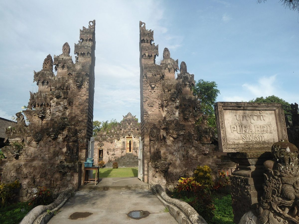 Pura Beji Sangsit