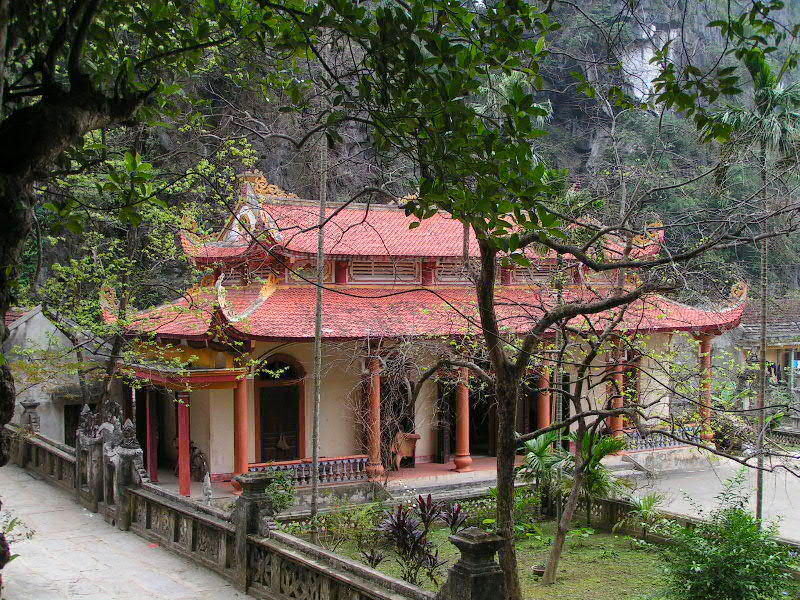 Bich Dong Pagoda