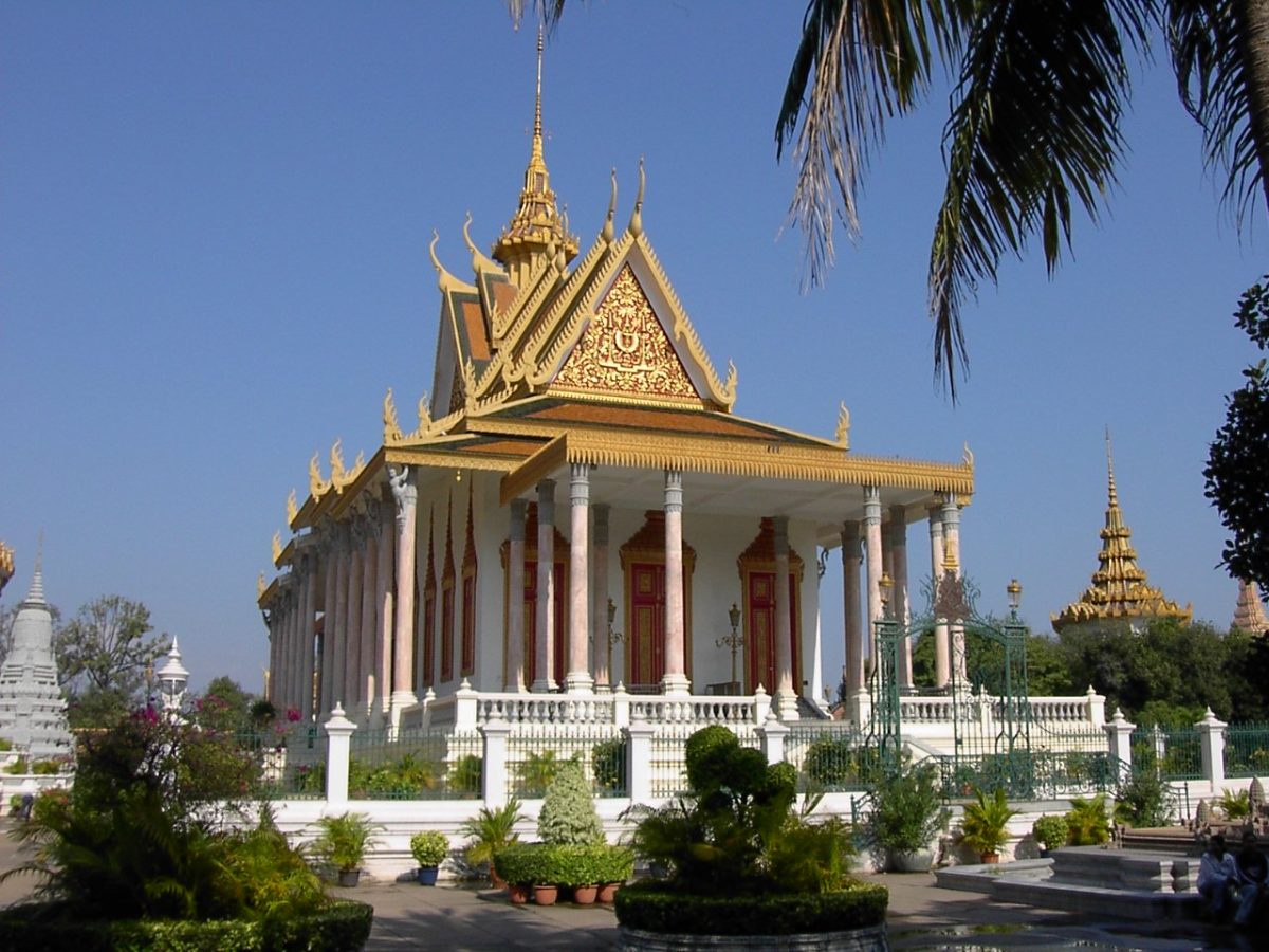 Silver Pagoda (Wat Preah Keo Morakot)