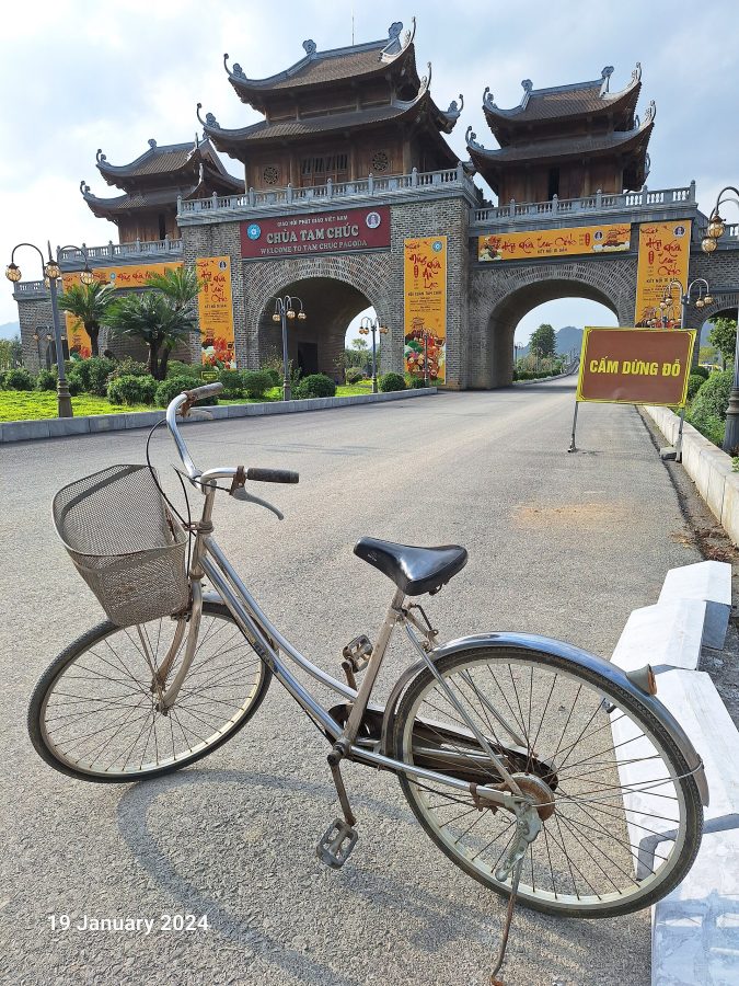 Tam Chuc Pagoda