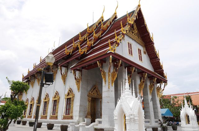 Wat Rakhang Khositaram
