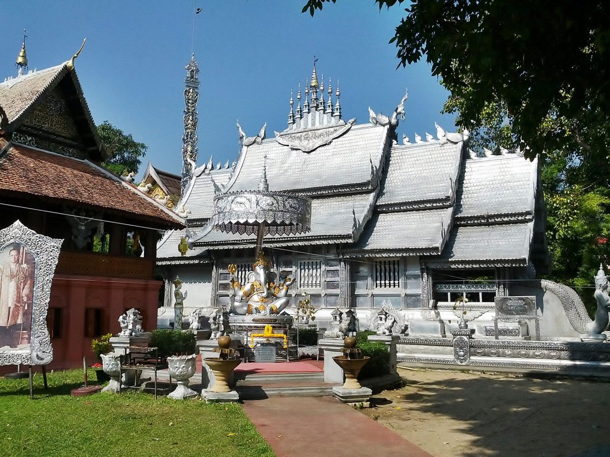 Wat Sri Suphan (Silver Temple)